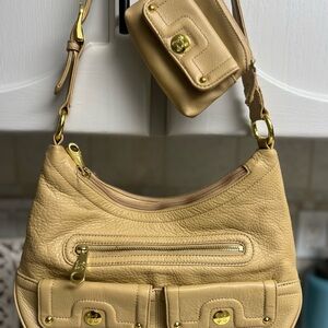 Stone Mountain Accessories Tan Shoulder Bag with Gold Accents